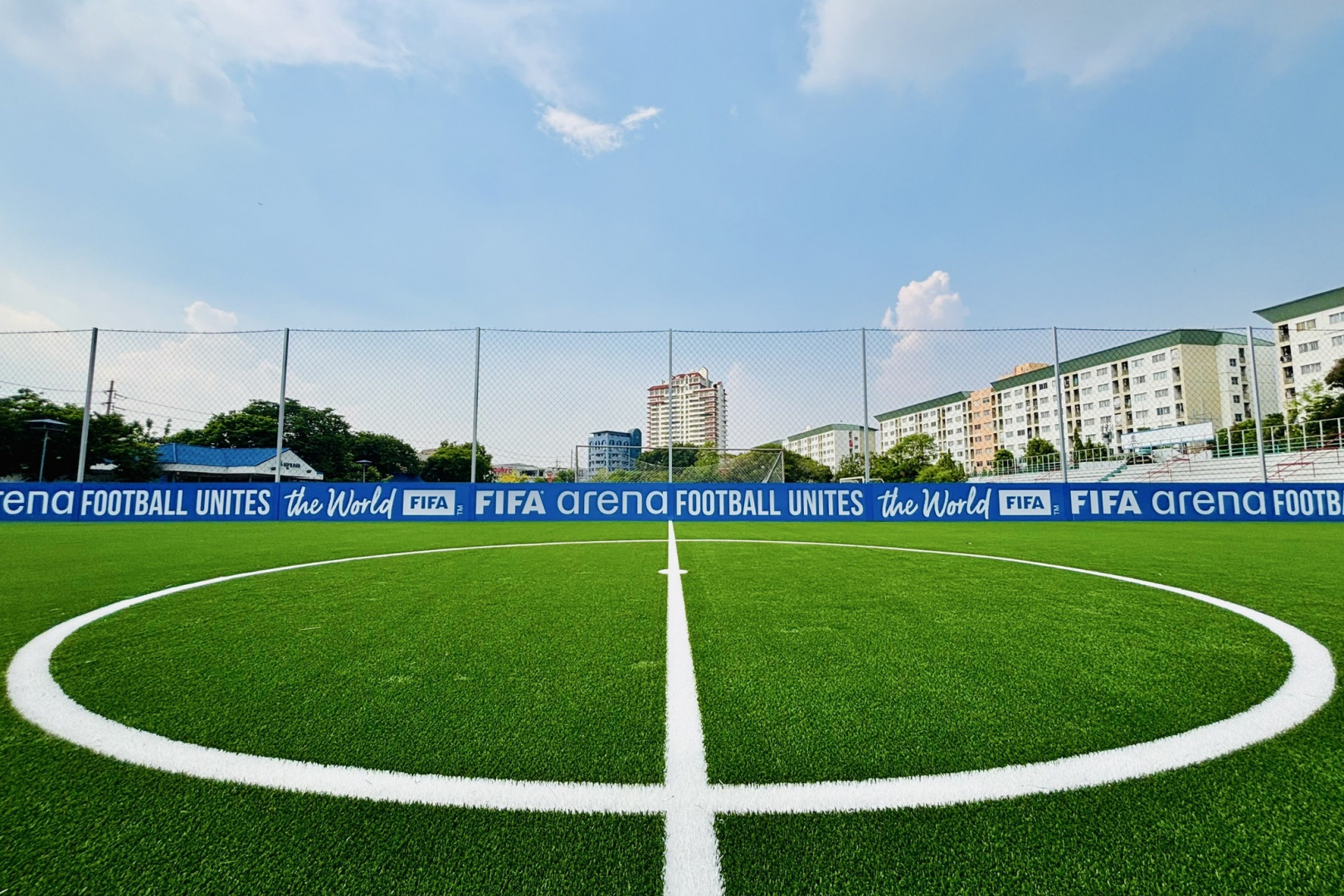 ҚФФ FIFA Arena жобасы аясында 100 жаңа кіші-футбол алаңдарын салады