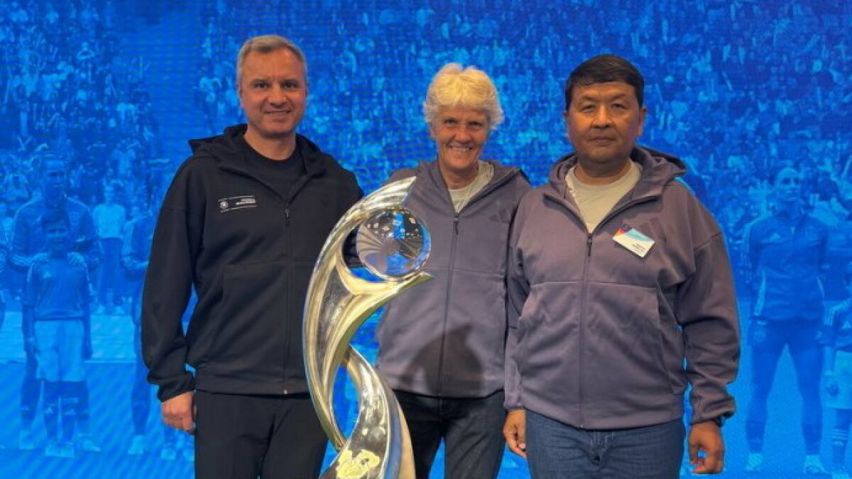 Қазақстан өкілдері УЕФА конференциясына қатысты